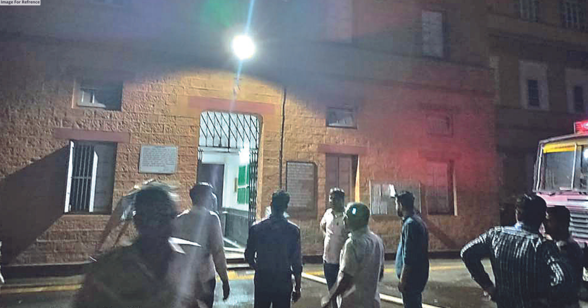 Alert staff douses fire at secretariat, no one hurt
